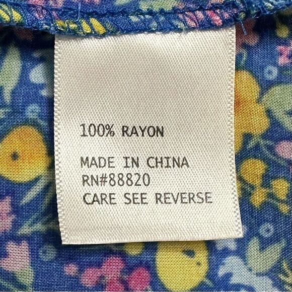 Adrienne Vittadini Floral 3/4 Sleeves Tie Pull Over Top - Picture 11 of 13